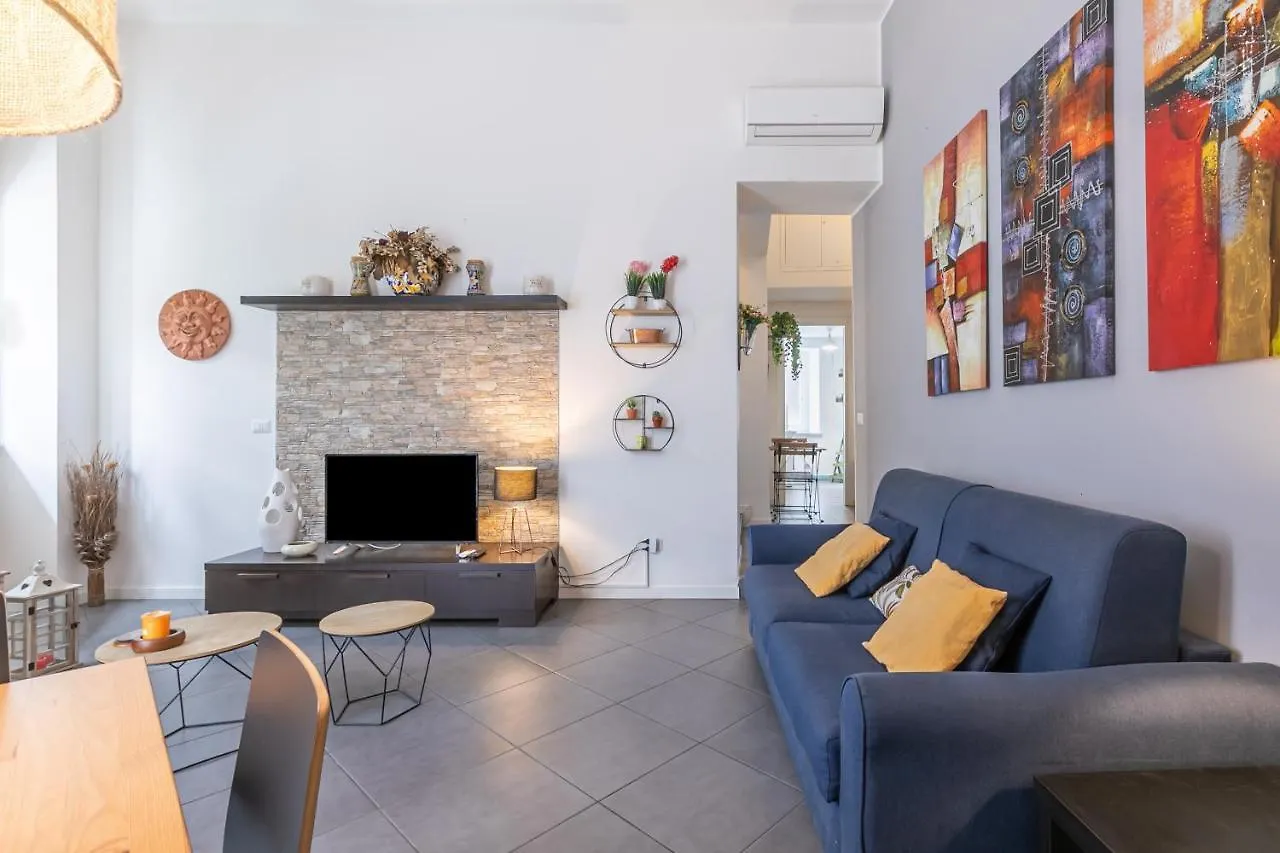 Suite Kemonia Palermo 0*,  Italy